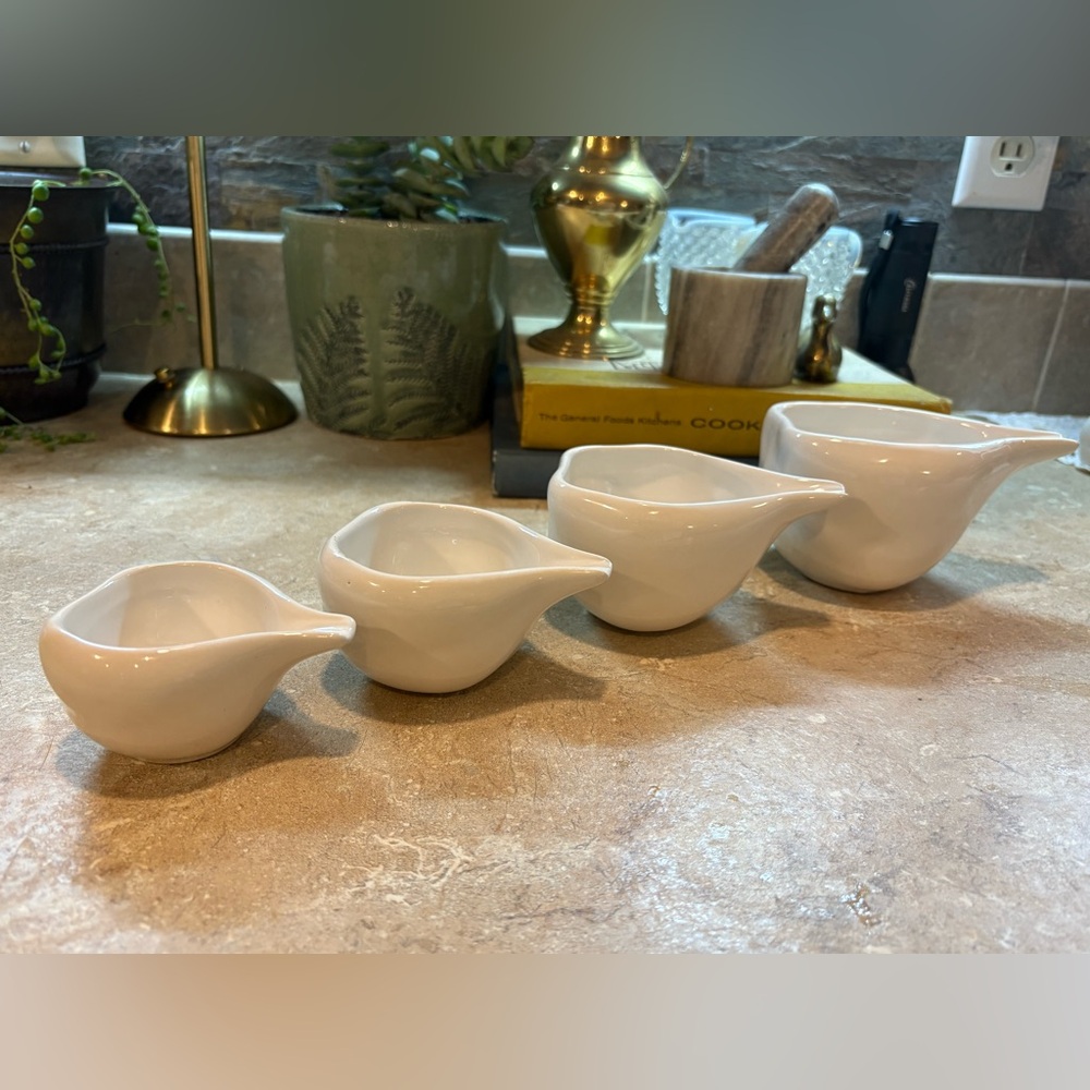 Rae Dunn White Ceramic Fraction Measuring Cups Set Cottagecore - Picture 6 of 10